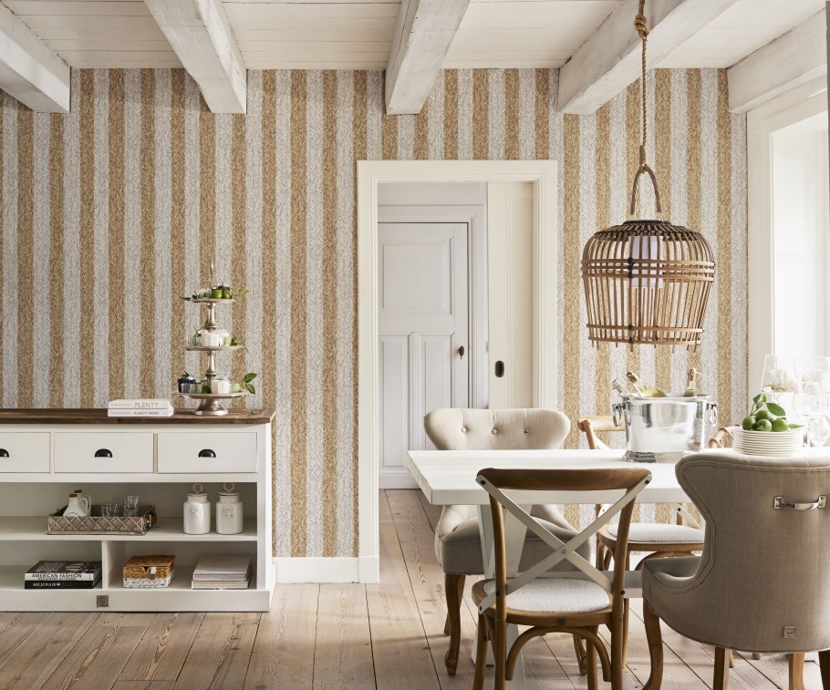 Вертикальная полоска в интерьере