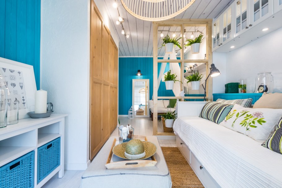 Гостиная в морском стиле на даче