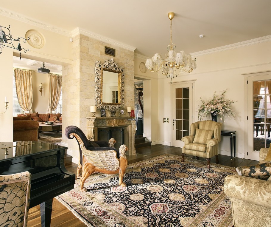 Гостиная в стиле Ампир с камином