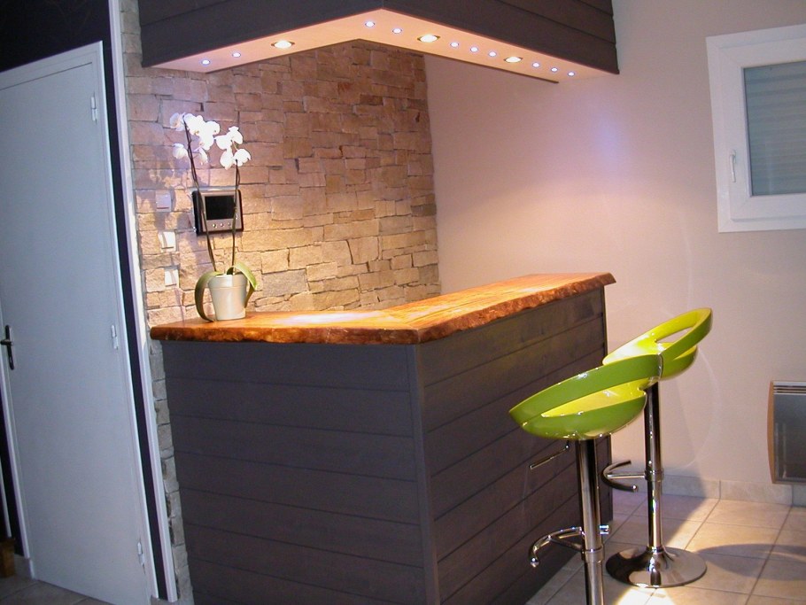 Барная стойка из кирпича