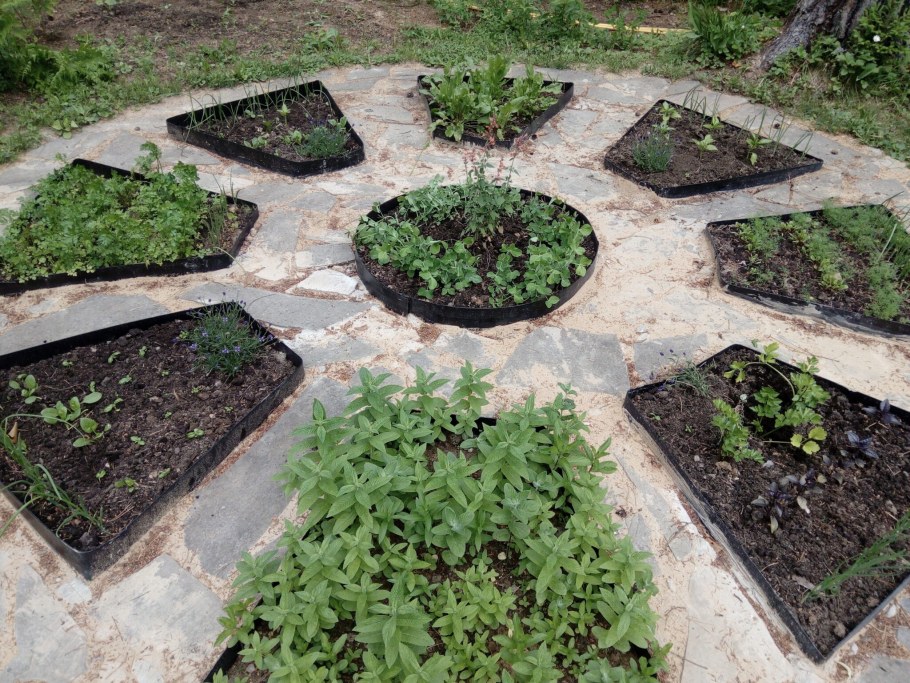 Садовый бордюр металлический Ecodeco Garden solutions