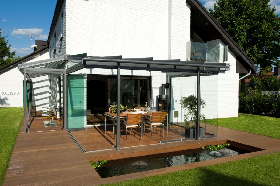 Небольшая веранда