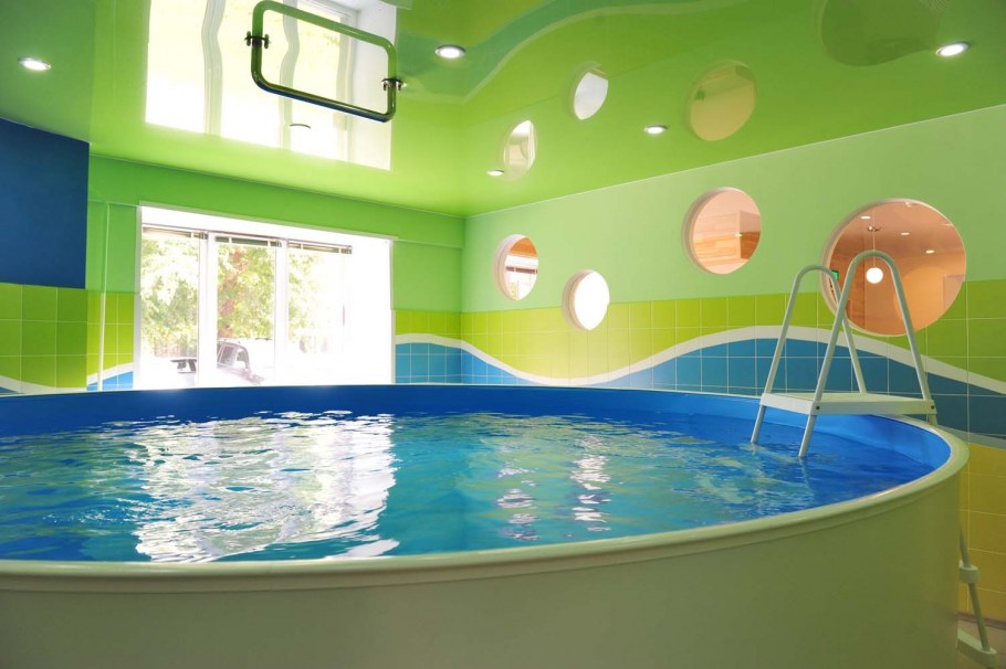 Интерьер детского бассейна