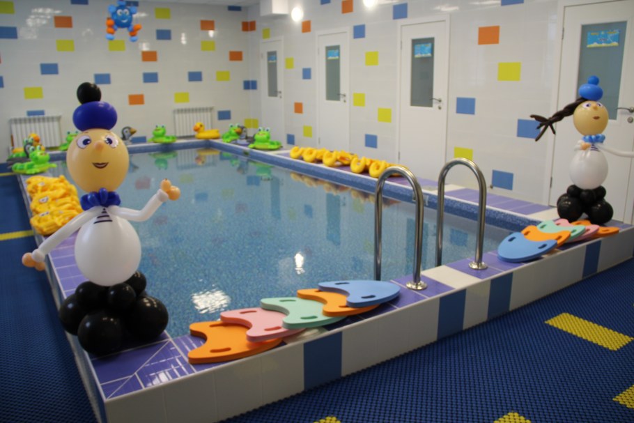 Украшение бассейна в детском саду