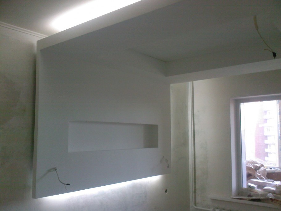 Комбинированный потолок с подсветкой