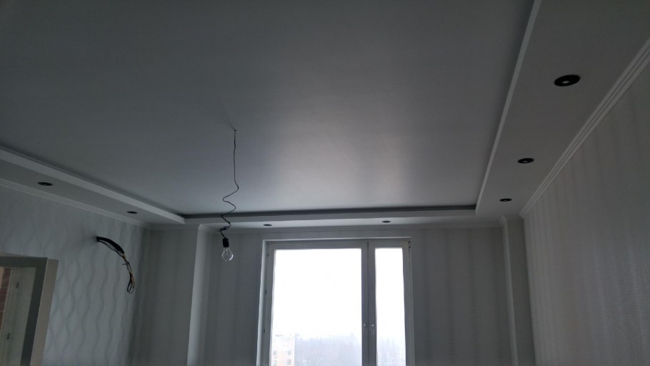 Угловая подсветка потолка