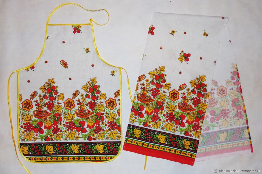 Фартук с полотенцем