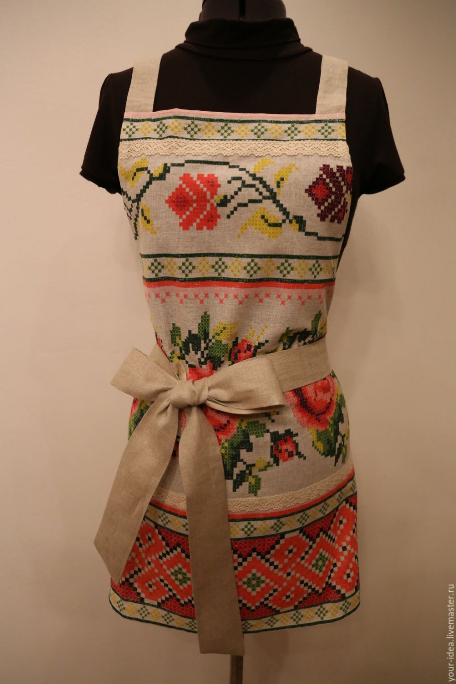 Фартук в народном стиле