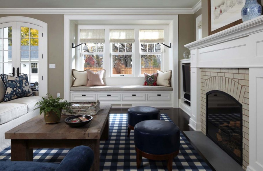 Подоконник диван в интерьере