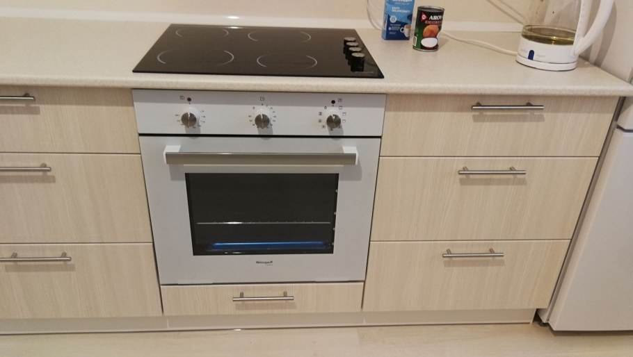 Варочная поверхность Electrolux ipe6440wi
