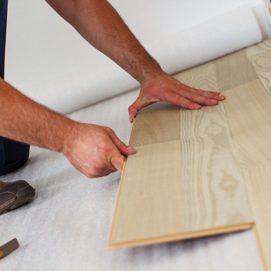 Ламинат поперек коридора