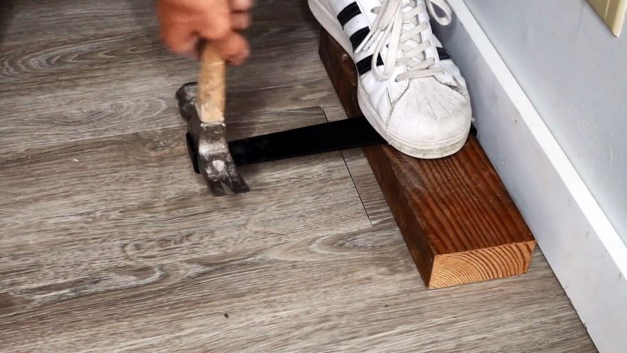 Максимальная щель между ламинатом и стеной