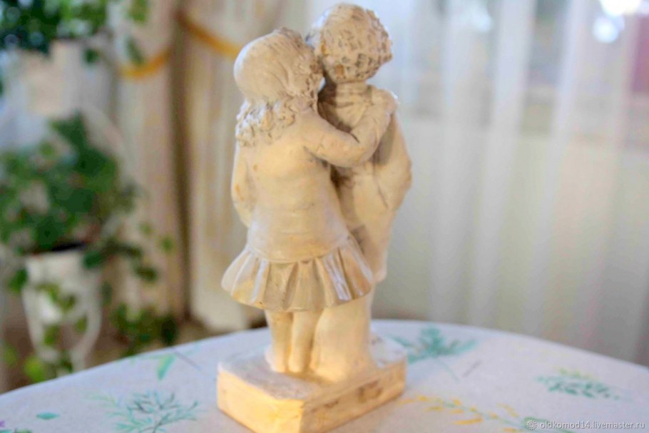 Статуэтки ангелочки Amore полиустоун