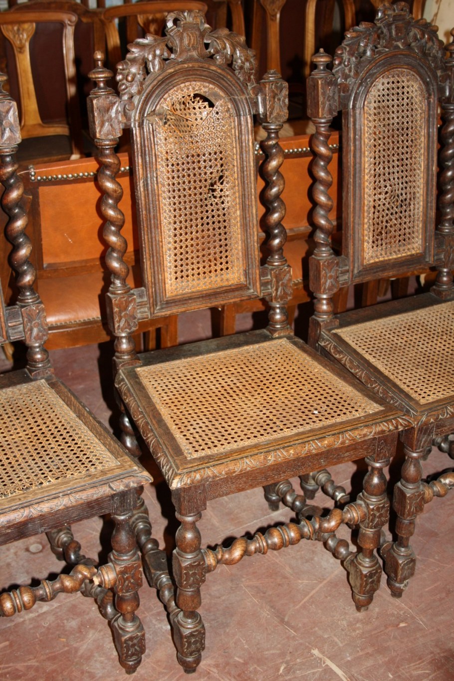 Старинная мебель