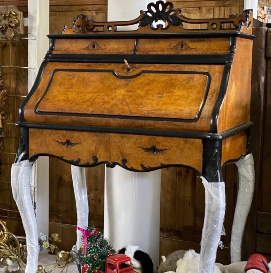 Старинные вещи мебель