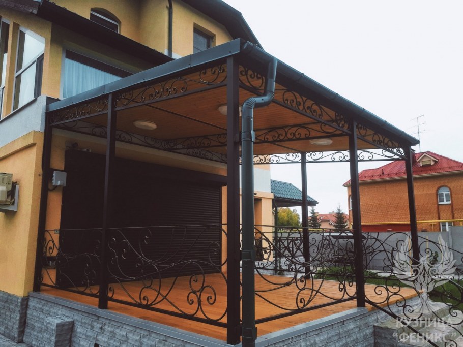 Кованная терраса к дому
