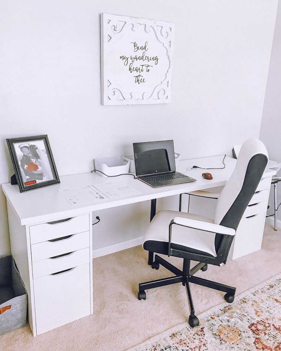 Письменный стол из икеа в реальном интерьере