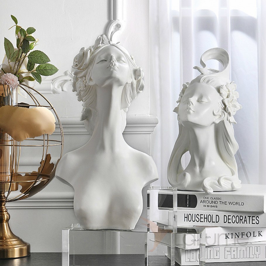 Дизайнерские статуи для интерьера