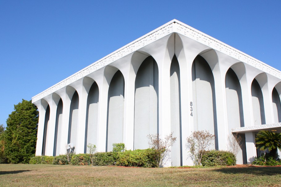 Колонны в современной архитектуре