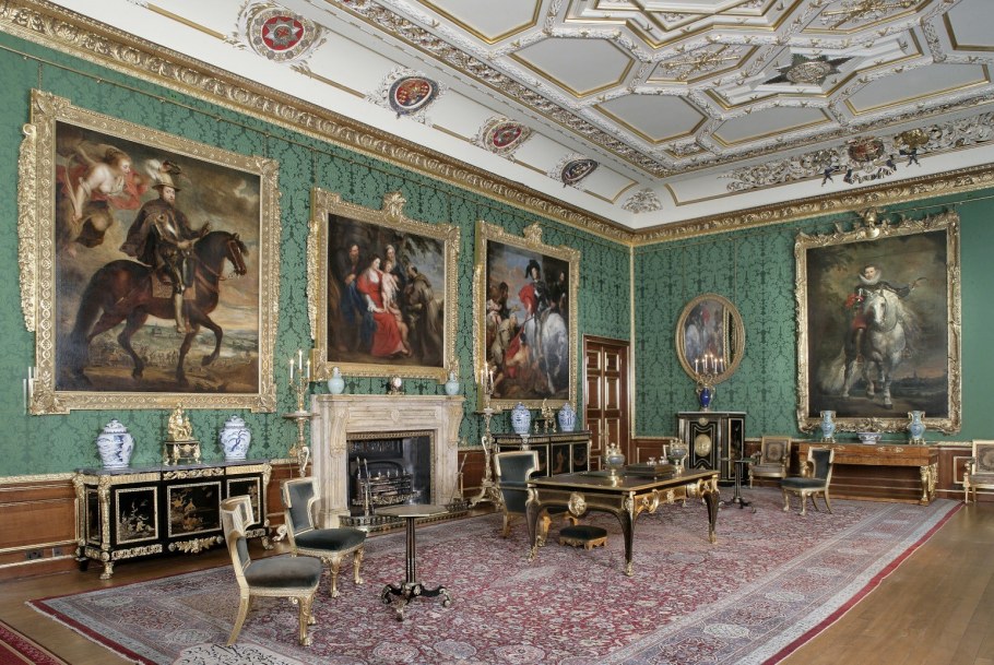 Букингемский дворец кабинет королевы