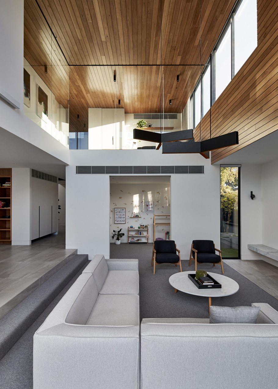 Дом в современном стиле внутри