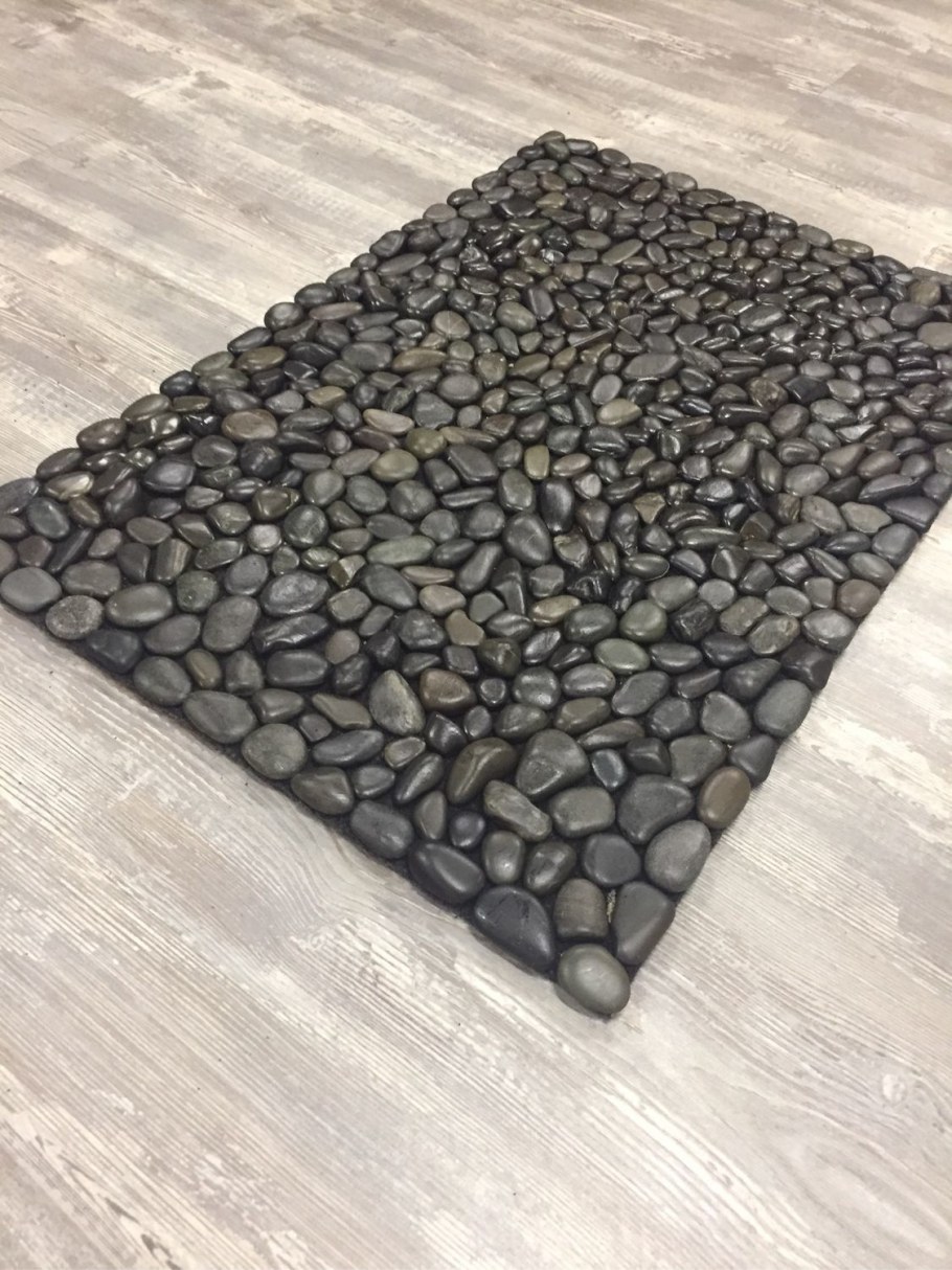 Каменный коврик