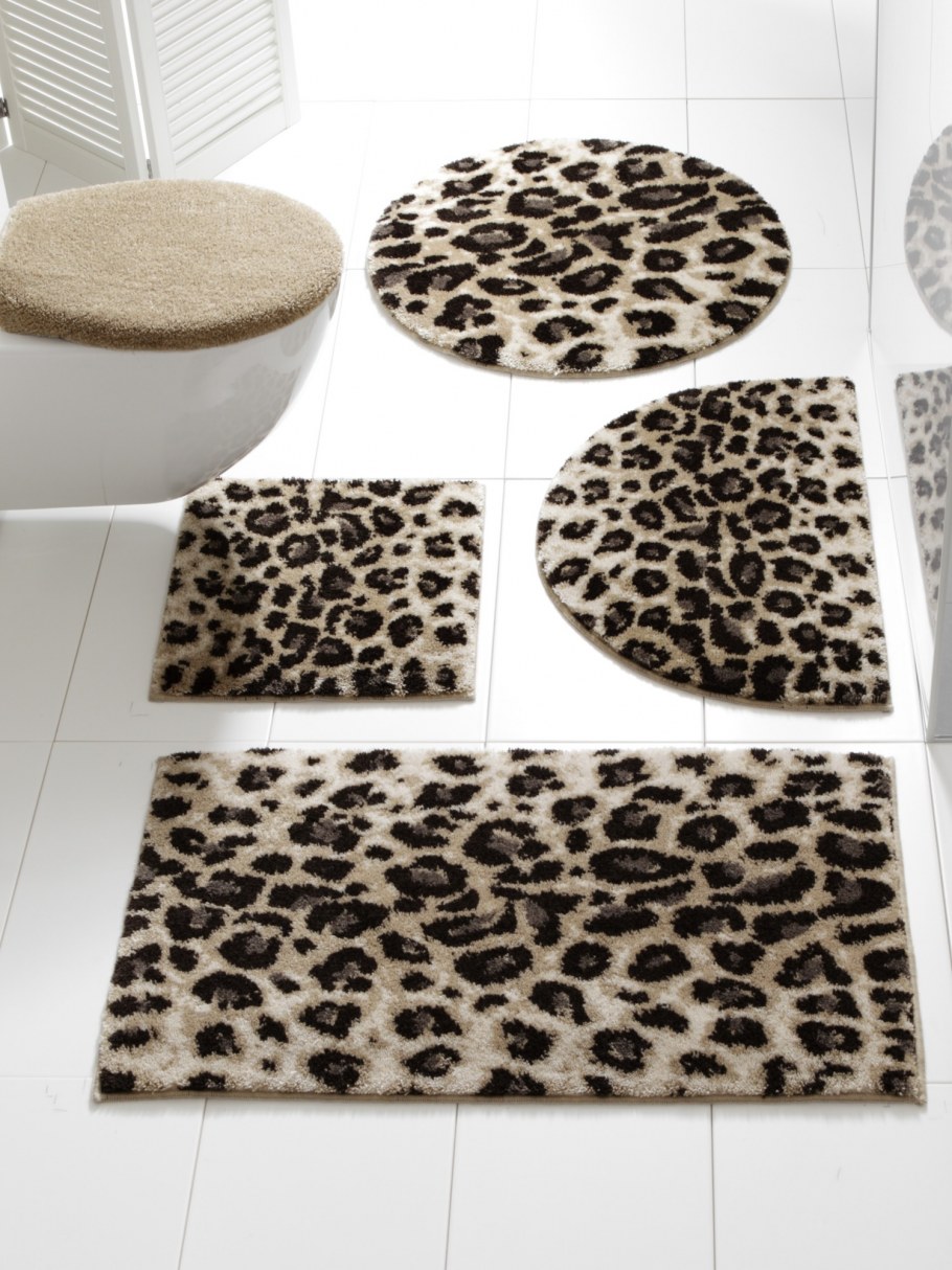 Ковер из камней