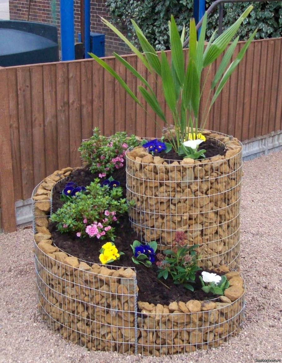 Как сделать многоуровневую клумбу своими руками