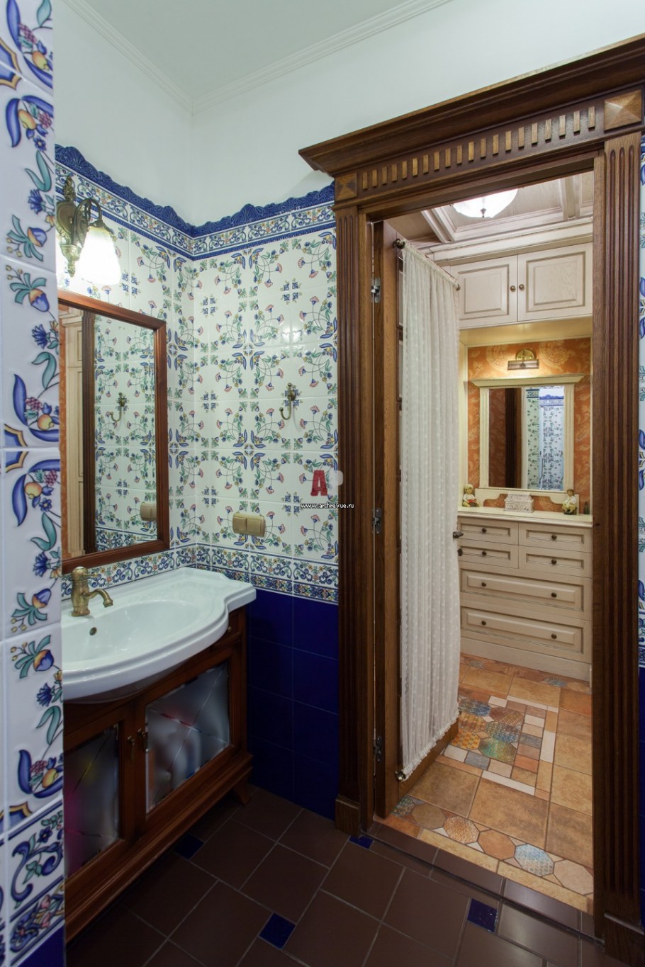 Интерьер ванной комнаты в викторианском стиле