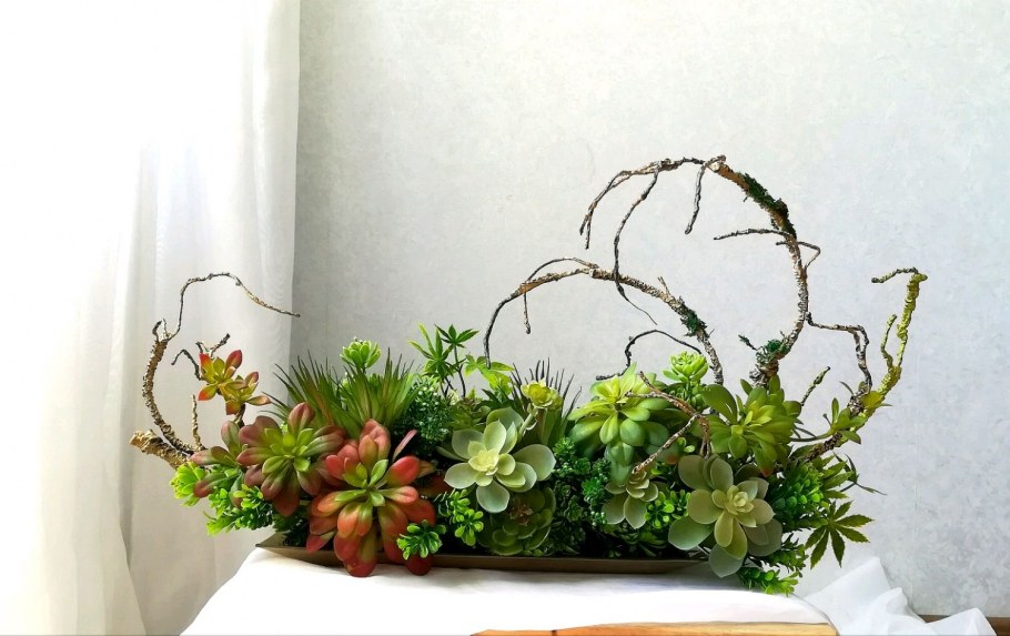 Подвесные композиции из искусственных цветов