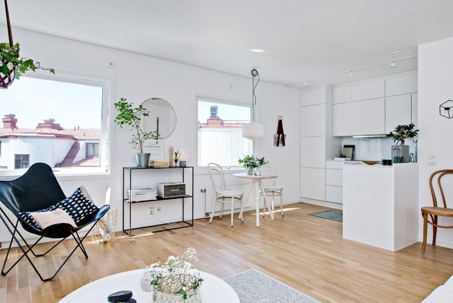 Маленькая квартира в белом цвете