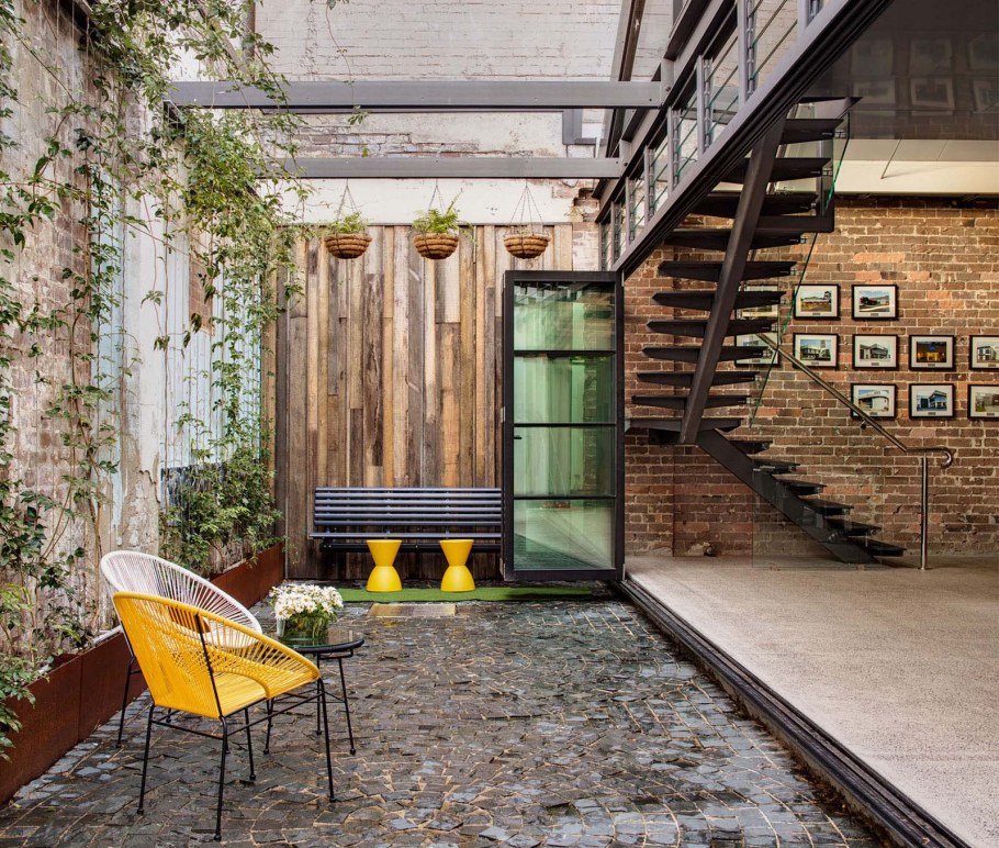 Стиль лофт двор патио