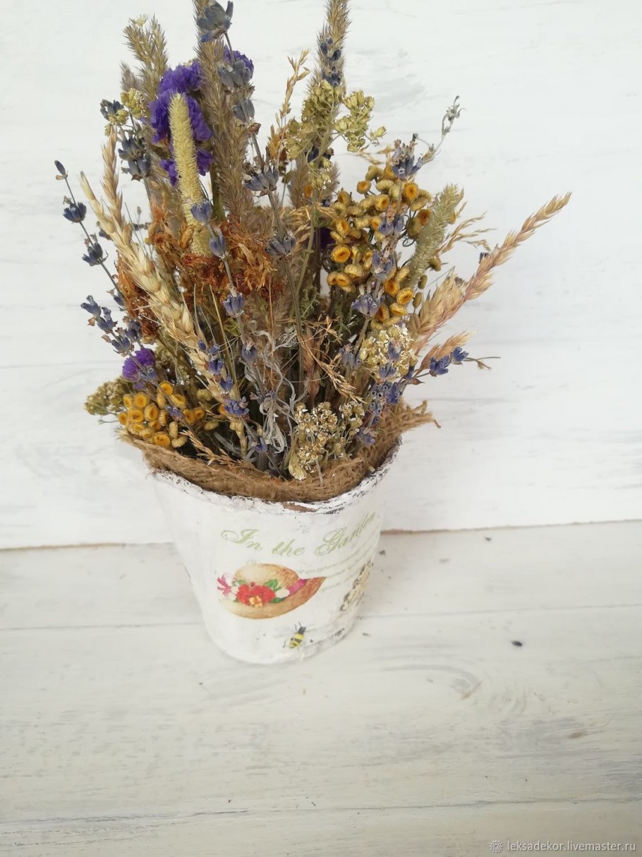 Интерьерные композиции из сухоцветов