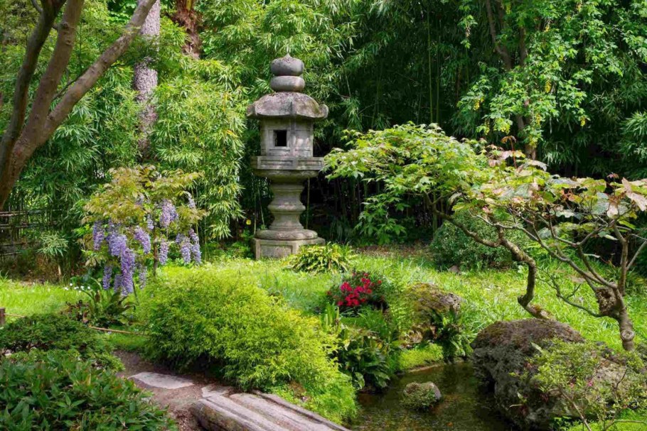 Пергола в китайском саду