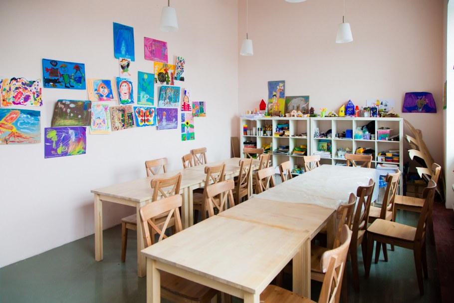 Коворкинг-студия для художников «красный конь»