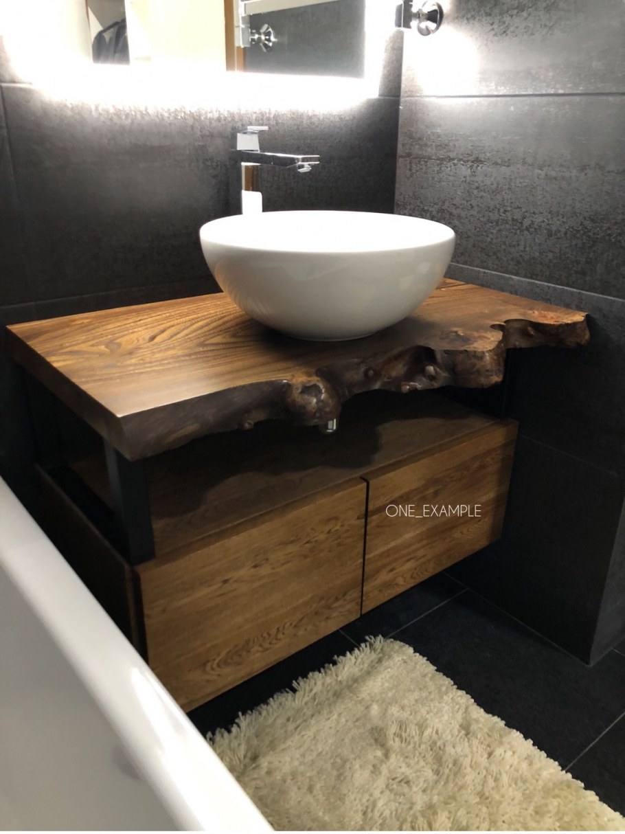 Столик в ванную