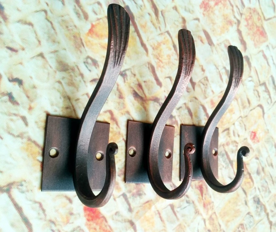 Художественная ковка столы