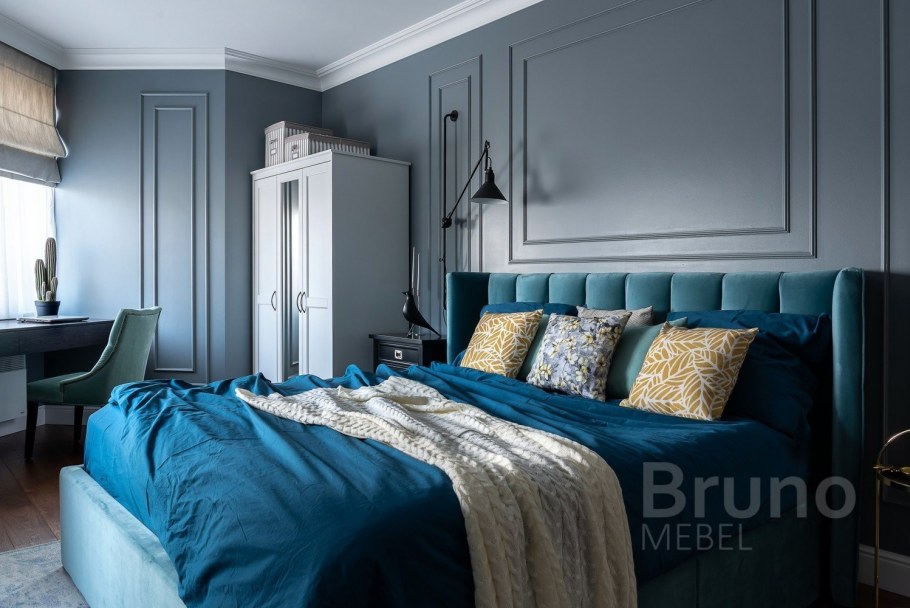 Спальня в бирюзово серых тонах