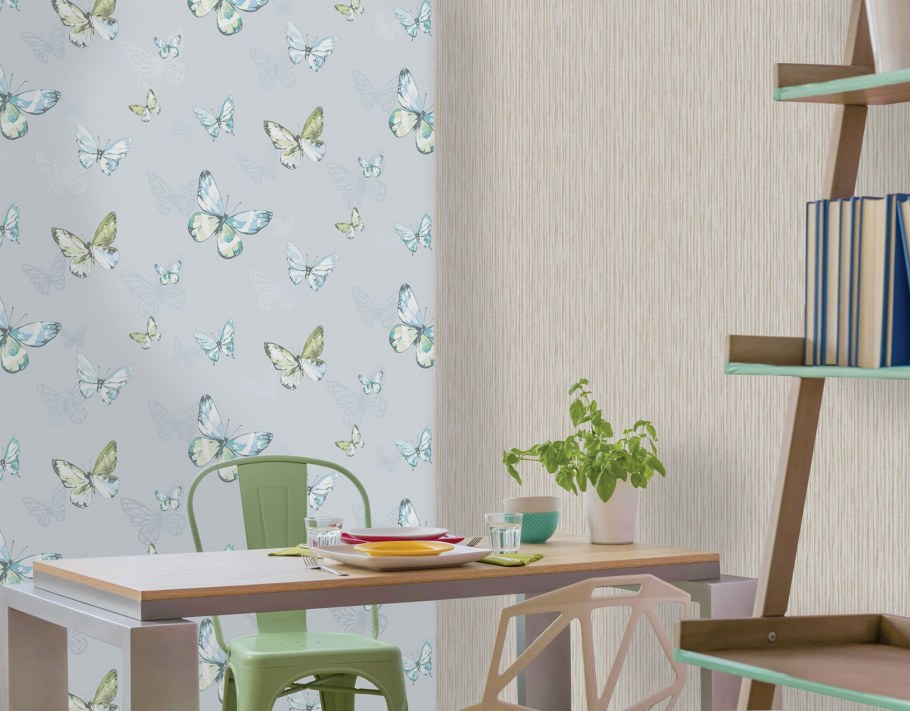 Holden Decor the Enchanted Garden 98871