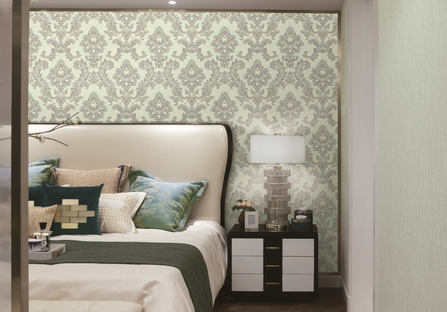 Обои в интерьере спальни