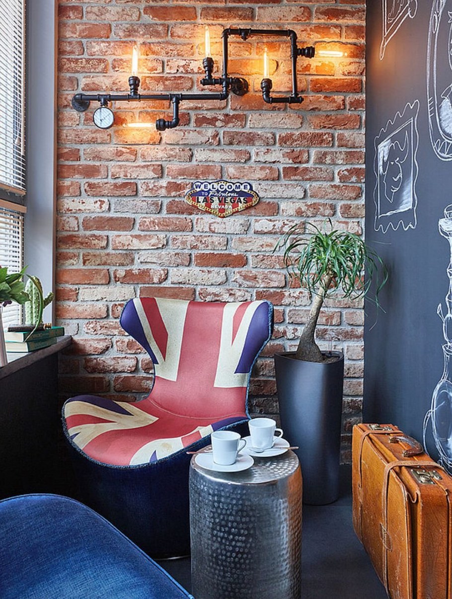 Кирпичная стена в интерьере