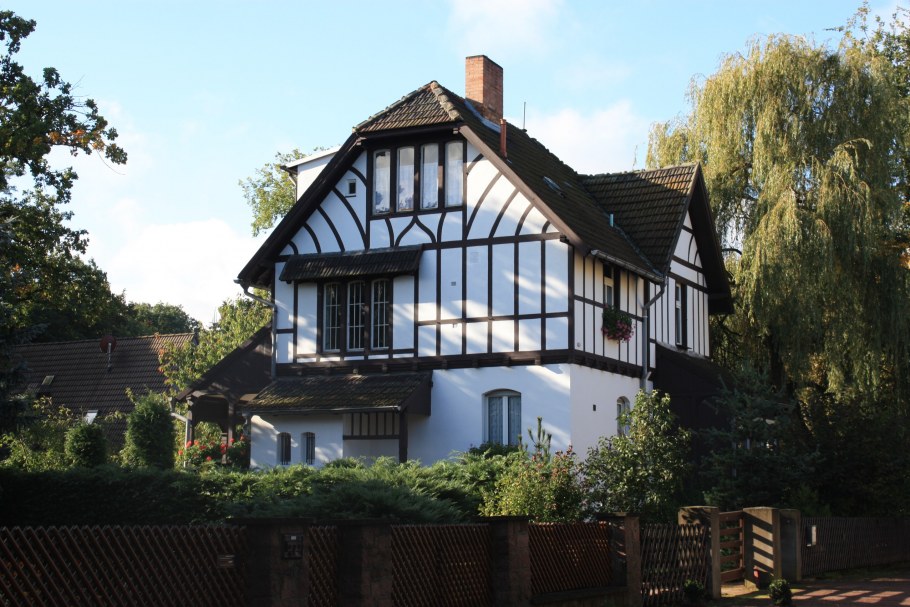 Ворота в стиле фахверк