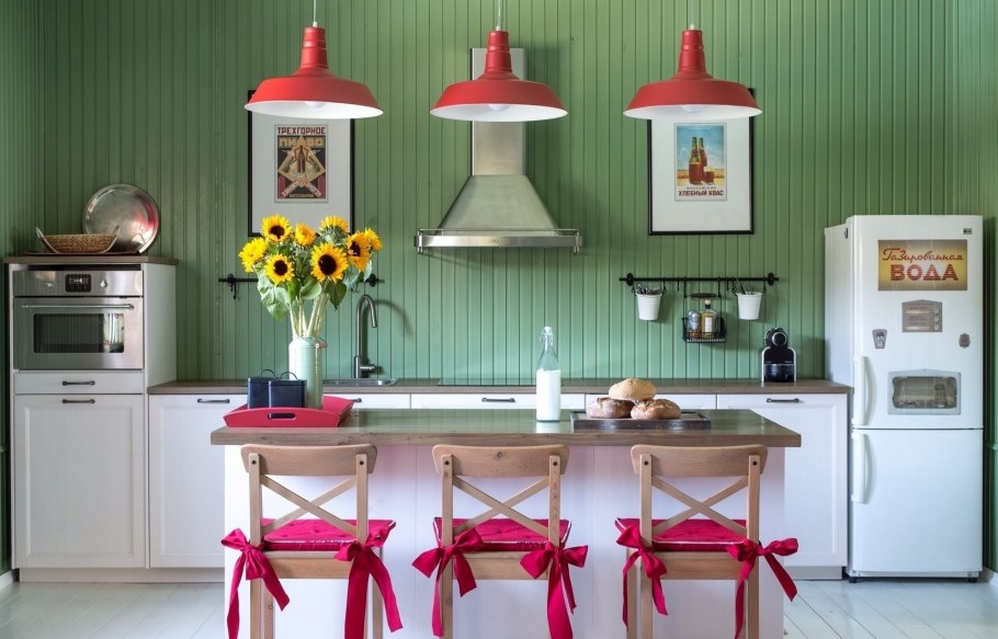 Крашеная вагонка на кухне