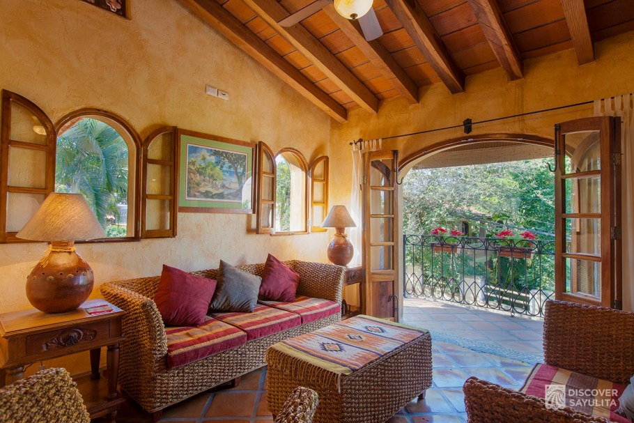 Вилла с старинном стиле