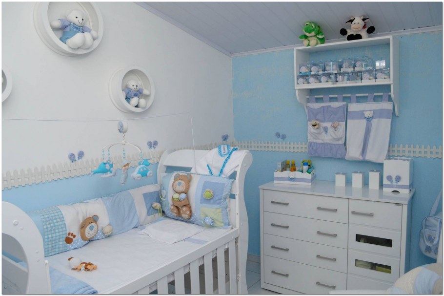 Вытянутые детские комнаты для новорожденного