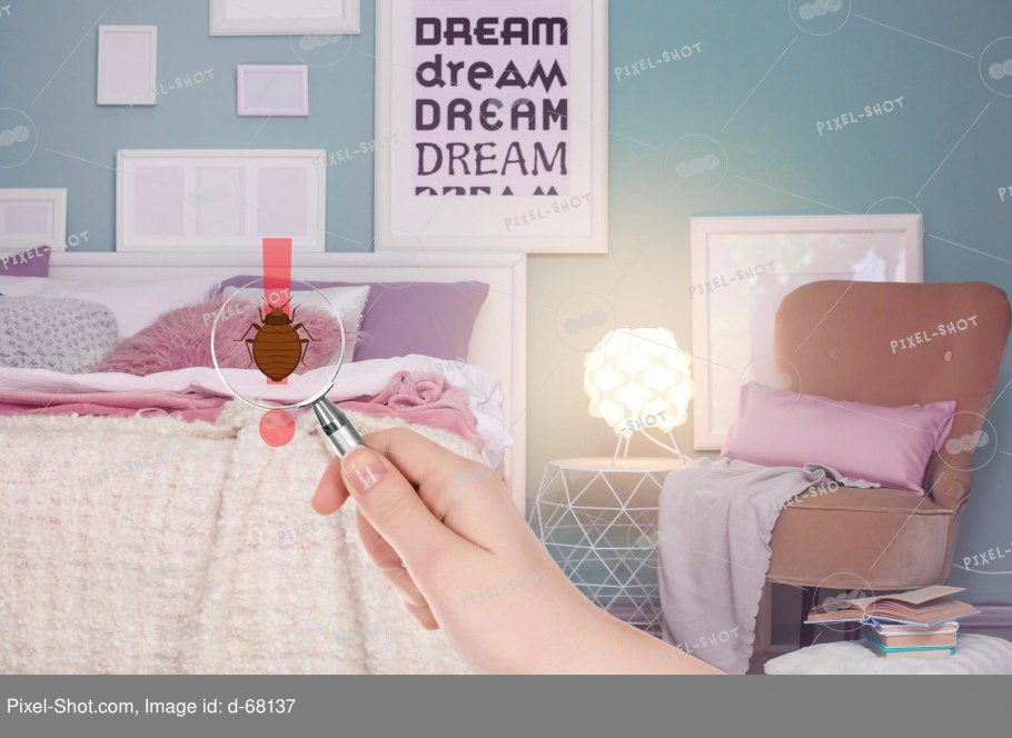 Кровать ночью