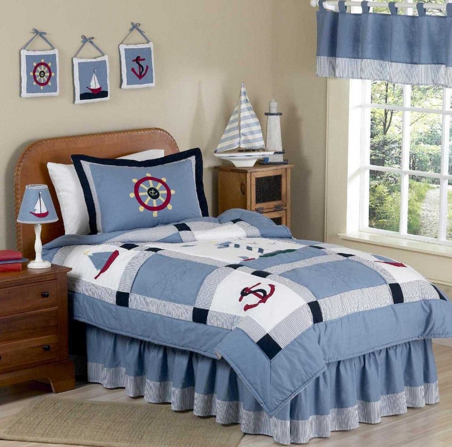 Покрывало в морском стиле