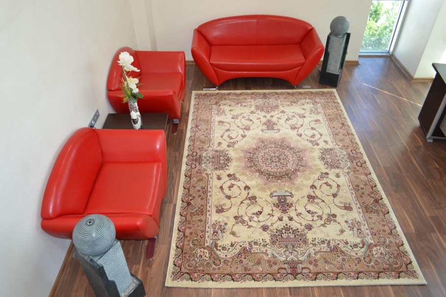 Персиковый ковер