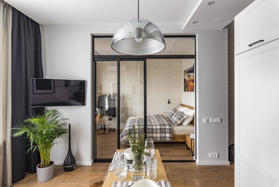 Студия с раздвижной перегородкой