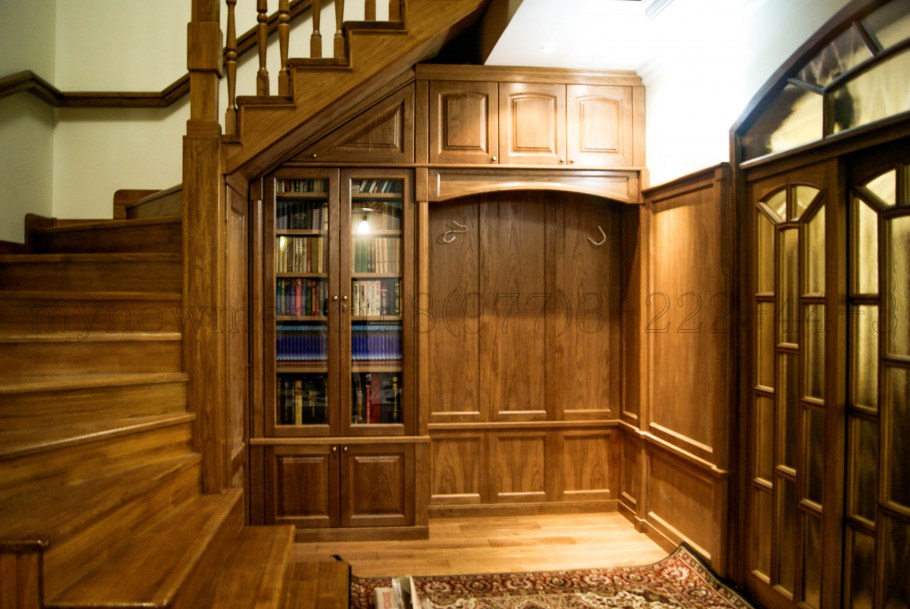 Гостиная с библиотекой